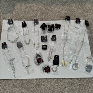 Paparazzi Silver Iridescent Jewelry